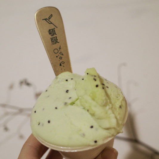 【8個】頓服する、定番と季節のジェラート8個セット(全8種類)＜カート画面で配送日時指定できます＞ .